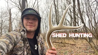 BUCKS still holding ANTLERS?! - Rainy Day Shed Hunt!