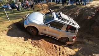 Mitsubishi Pajero in mud, extreme off-road 4x4