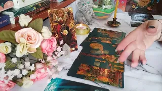 4 КОРОЛЯ 🤴 ЕГО МЫСЛИ,ЧУВСТВА, ДЕЙСТВИЯ К ВАМ✌️🤴❤️🤗💜🙊☀️🙈😏😡🌹💯#tarot