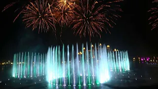 THE PALM FOUNTAIN and FIREWORKS. World’s largest fountain. Diwali fireworks 2020 at THE POINTE.