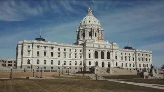 MN lawmakers rush to finish votes ahead of deadline