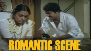 Romantic Scenes Of Mohanlal and Mammootty ||  Avidethe pole Evideyum