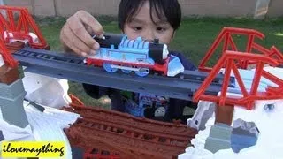 Thomas the Tank Engine on The Icy Rails Adventure Set