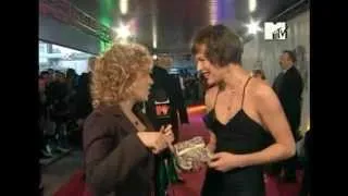 Milla Jovovich interview at MTV Russia Movie Awards 2006 (with subtitles)