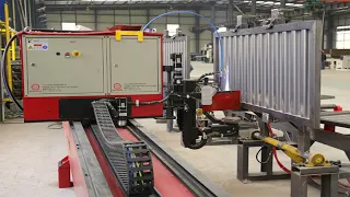 Corrugated board intelligent welding robot