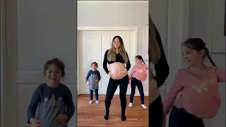 The Baby Mama Dance 🤰🏼 Pregnancy Dance Family Edition #Shorts | Mamiseelen