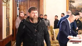 Рамзан Кадыров В четверг провел совещание с руководящим Ахмат сила Аллаху Акбар