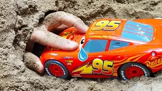 맥퀸을 도와주세요! 예준이의 전동 자동차 장난감 조립놀이 구출놀이 Mcqueen Car Toy Assembly Kids Power Wheels