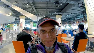 Kaum Kunden im Terminal 21 - Korat Thailand