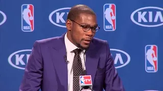 Kevin Durant wins MVP (2014-05-06)