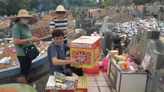 vlog(45) 癸卯年二月十一日回边加兰家乡扫墓 Sembayang Kubur Cheng Meng 2023 di  Kampung Pengerang