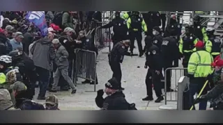 Feds release videos of Jan 6 riot showing police assault