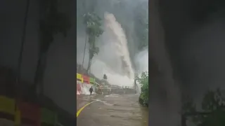 Banjir Bandang, air datang secara tiba-tiba di Padang... 😭😭😭 #shorts