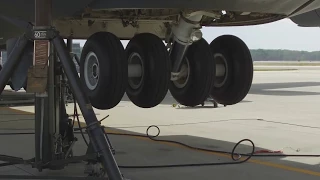 Lockheed C-5 M Super Galaxy Landing Gear Deployment