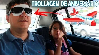 COLOCAMOS O PAPAI NO AVIÃO SEM ELE SABER!