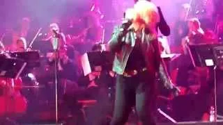 Kim Wilde - "Kids In America" (Rock Meets Classic 2014, Leipzig)