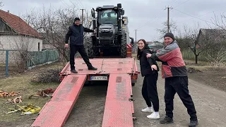 Все буде Україна! Дожартувалися, привезли новенький Трактор СКАУТ TB-904С, калим за доньку...