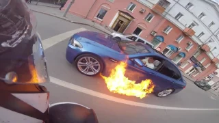 Возгорание автомобиля БМВ. Спасибо всем не равнодушным