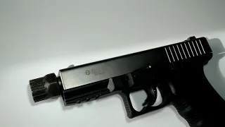 Стартовый пистолет, прототип имитатора Дульного Компенсатора на Глокообразные стартовики.