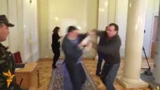 Fistfight Breaks Out In Ukrainian Parliament