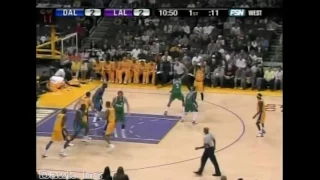 2005: Kobe drops 62pts in 3 quarters, outscores entire Mavs team going into 4th