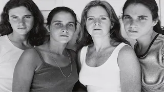 Vier Schwestern, die 40 Jahre lang jedes Jahr das gleiche Foto machten– und das ist geschehen