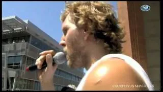 Dallas Mavericks (Dirk) Singing "We are the Champions" at the Parade