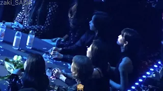 180214 TWICE Reaction to Seventeen 7th gaon