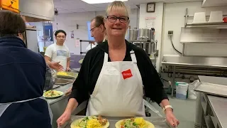 Hanes Canada Employees Volunteering to Help Homeless People at Toronto's Scott Mission