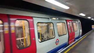 S7 Stock #21384 Circle Line at Mile End + 1992 Stock #93250/#92323 Central Line