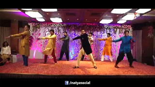 Palat Tera Hero Idhar Hai - Groom & Friends Wedding Dance | Natya Social