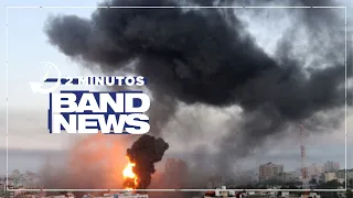 BandNews em 2 Minutos (25/10/23 - Tarde) Israel volta a bombardear faixa de Gaza |BandNews TV