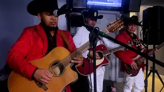 el columpio cover fer Martínez y sus cuates de olancho en vivo