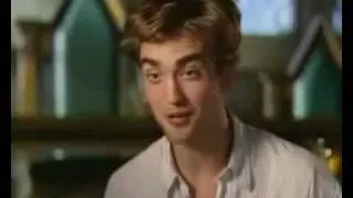 Funny Interview Moments with Robert Pattinson (4)