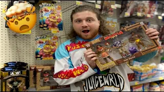 INCREDIBLE NEW FINDS ON EPIC WWE TOY HUNT!