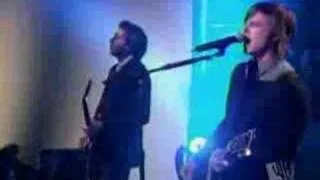 Obstacle 1 - Interpol (live on pepsi smash)