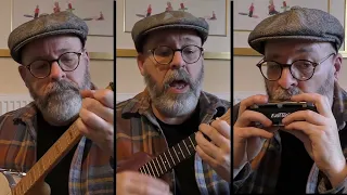 "When They Ring Them Golden Bells" - ukulele, tenor banjo, bass harmonica