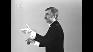 Paul Mauriat - Mozart Concerto 21 and "Les Deux Guitares" at RTVE 1974