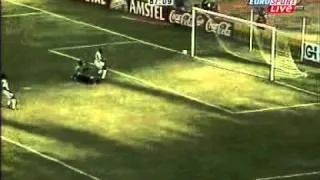 Aghahowa_vs_Senegal_2002