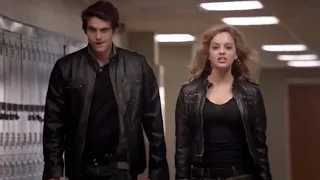 erica and isaac in the hallway | TEEN WOLF