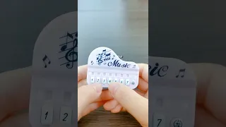 🔥Shantou South toy mini piano keychain toy