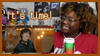 The pink crop top?! | TXT (투모로우바이투게더) 'Blue Hour' Official MV REACTION