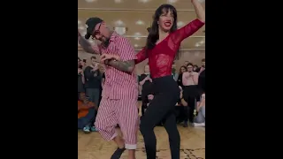 Adrián y Anita bailan La Cita - Charlie Cruz⁠