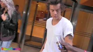 One Direction's Harry Styles arrives to Rolex store in NYC Hollywood Famous Life