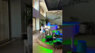 Otel lobisinde istek üzerine Mozart ‘Türk Marşı’ çaldım ✌️