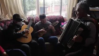Vírgenes del Sol Video casero grabado por dos músicos invidentes Cusco - Perú