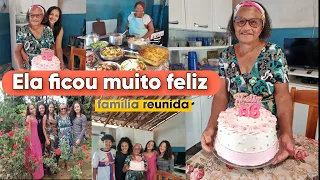 Aniversário da minha  MÃE/ fomos abaixo de chuva  para comemorar com ela🎂