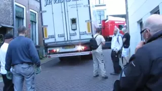 Vrachtwagen vasr op tolsteeg 004