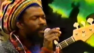 Apple Gabriel - Israel Vibration - Walk The Street Of Glory