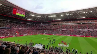 Bayern vs. Dortmund I Match Intro Einlauf der Teams I Bundesliga April 2023